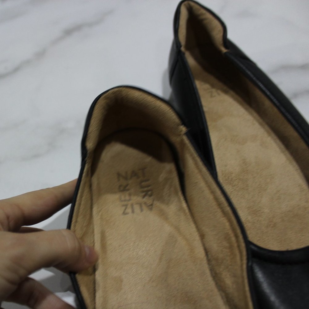 Naturalizer Flexy Black Leather Flats sz 7.5 - Picture 2 of 9